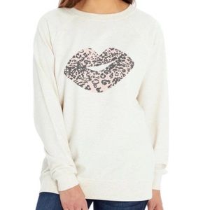 WILDFOX lips top. Size S